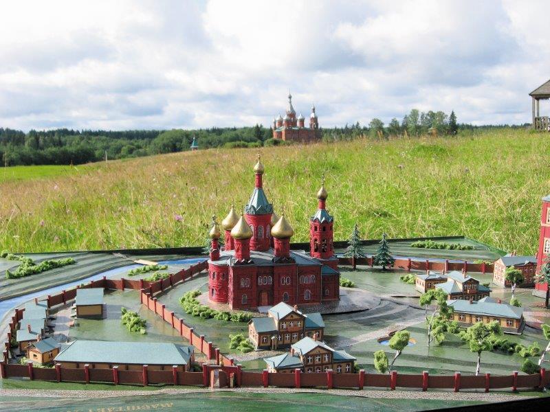 Макет восстановленного монастыря